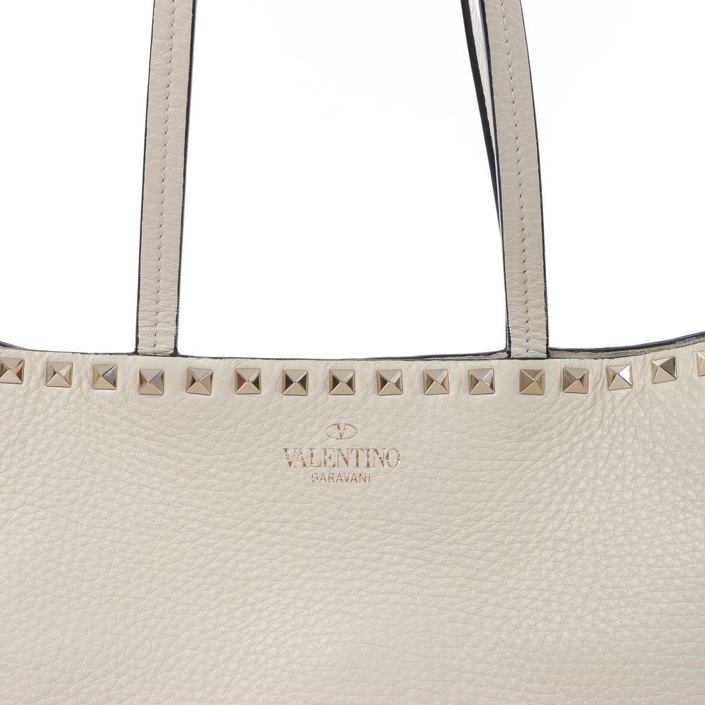 Valentino Garavani Rockstud Leather Shoulder Bag in Ecru