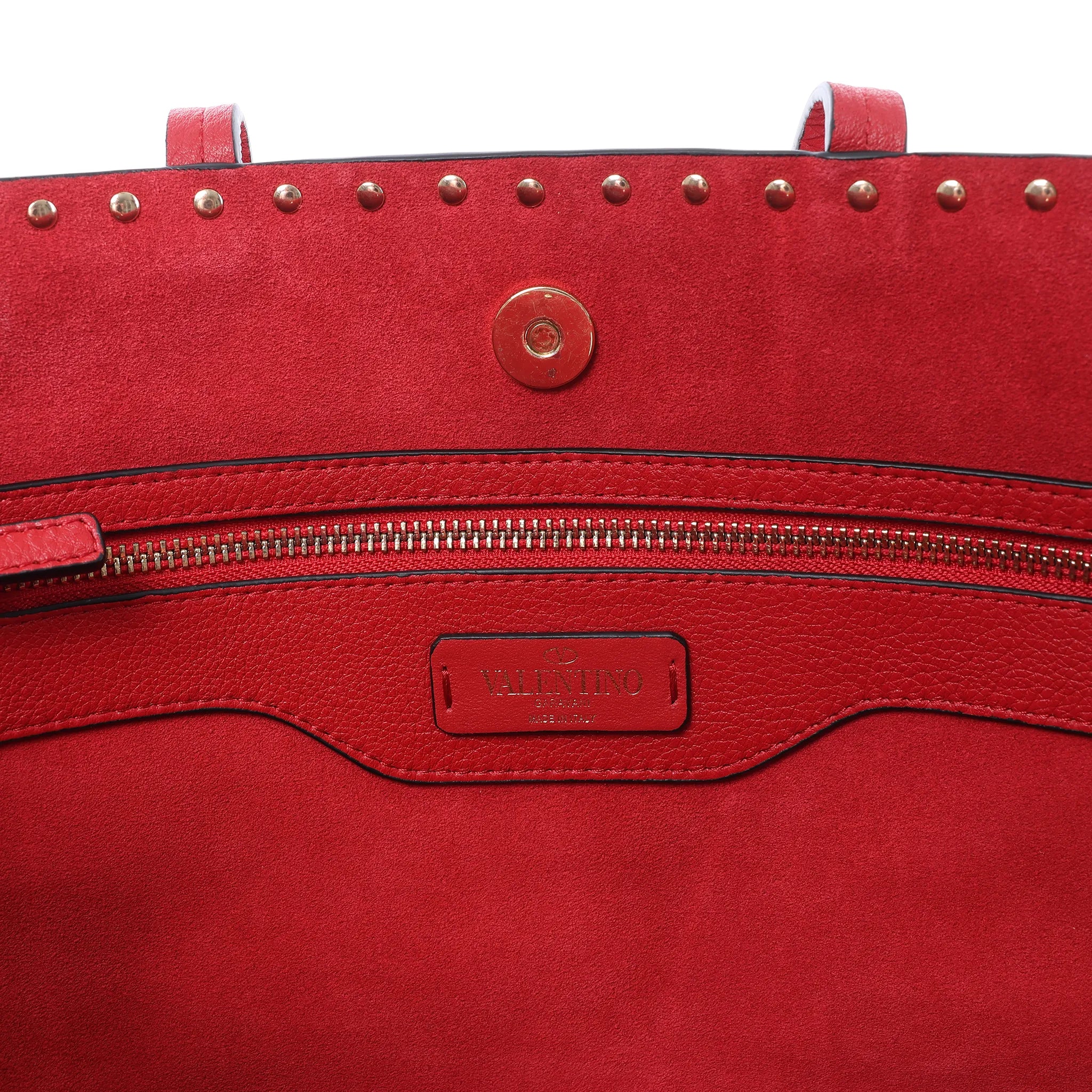 Valentino Garavani Rockstud Leather Shoulder Bag in Red