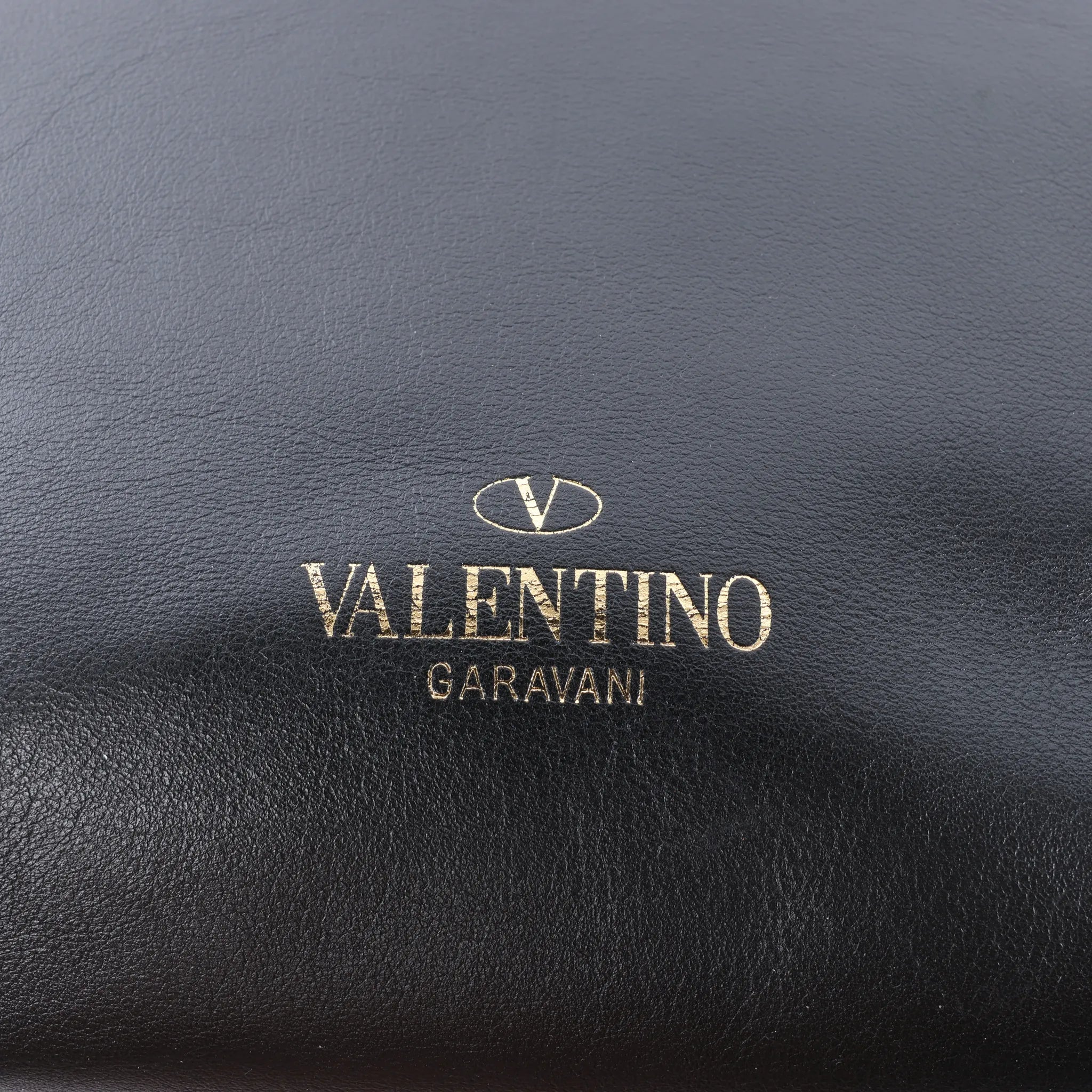 Valentino Garavani Rockstud Leather 2Way Handbag in Black