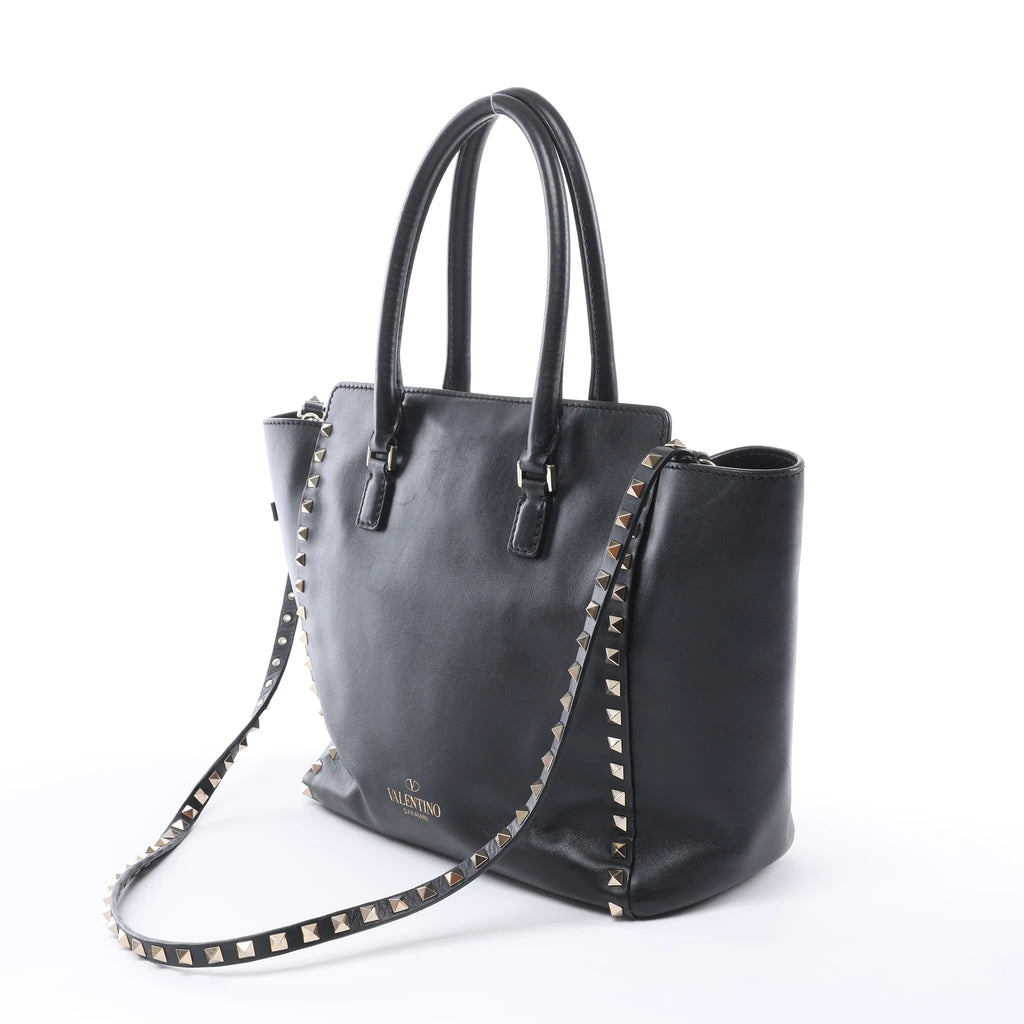 Valentino Garavani Rockstud Leather 2Way Handbag in Black