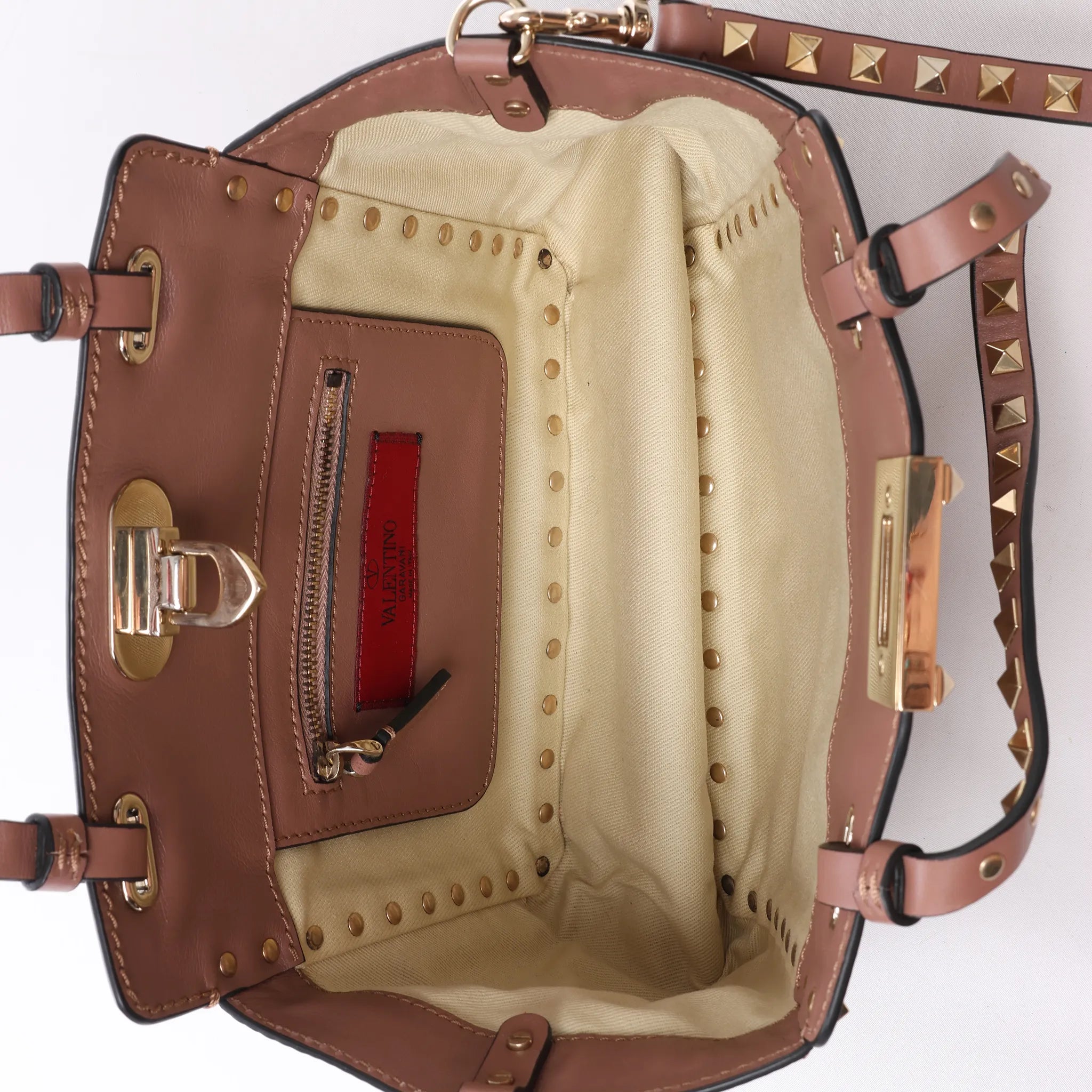 Valentino Garavani Rockstud Leather 2Way Handbag in Dusty Pink