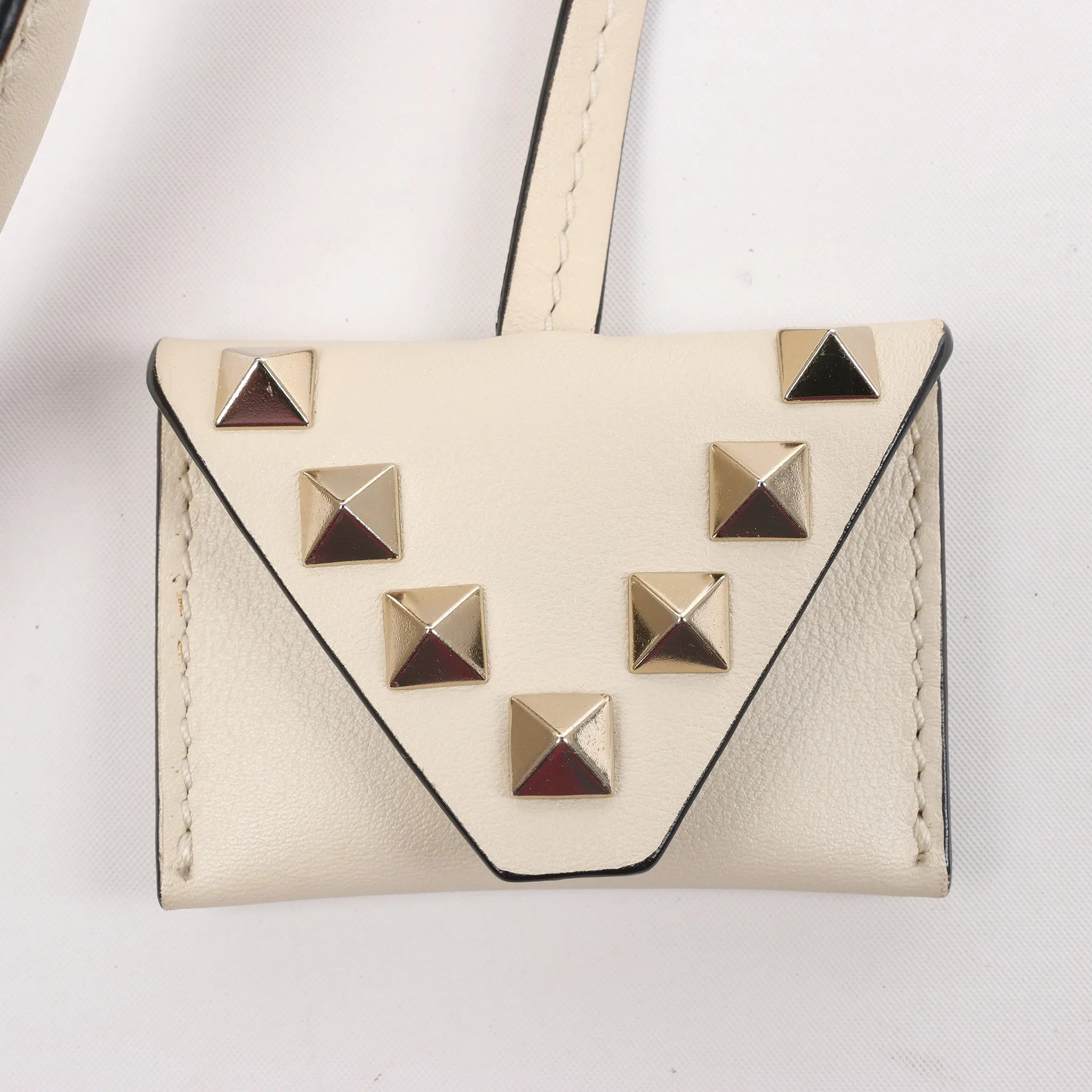 Valentino Garavani Rockstud Leather 2Way Handbag in Beige