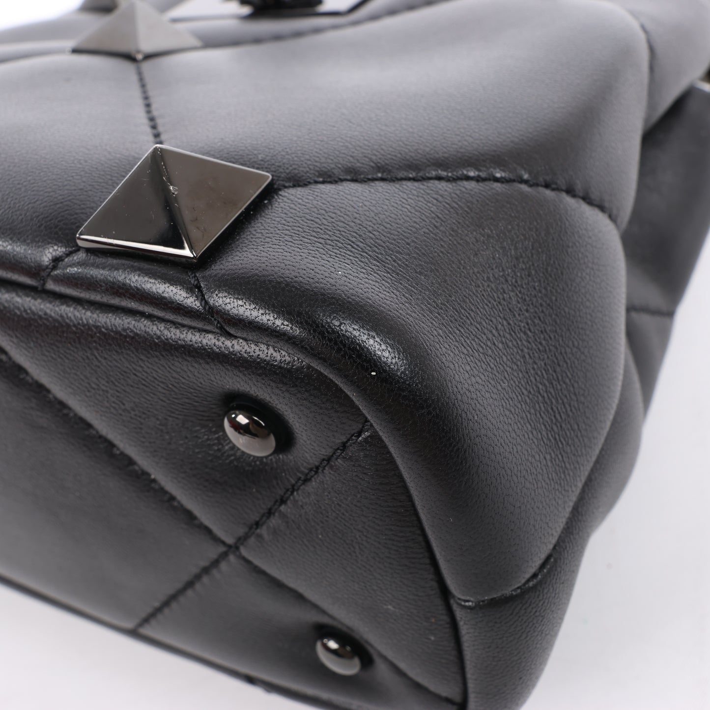 Valentino Garavani Roman Studs Leather 3-way Shoulder Bag in Black