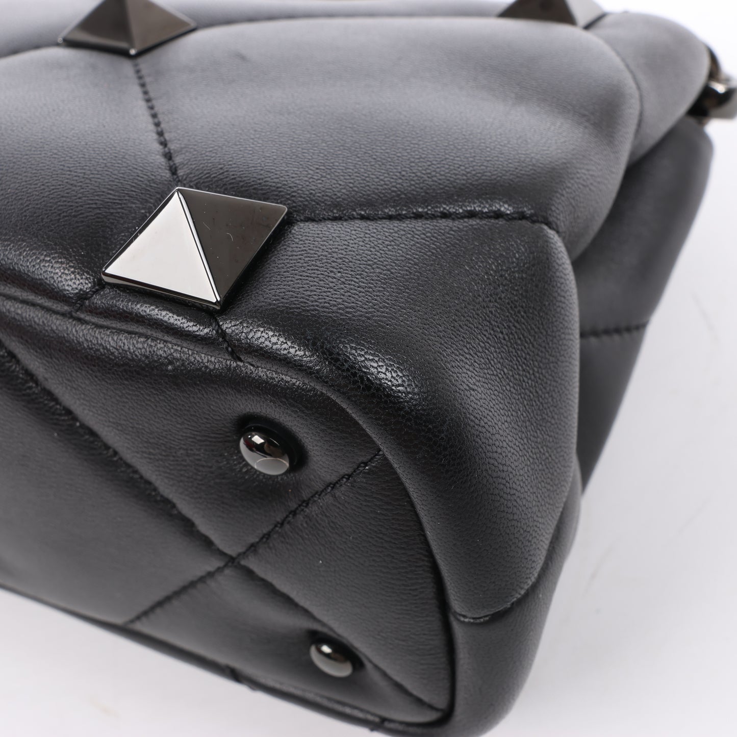 Valentino Garavani Roman Studs Leather 3-way Shoulder Bag in Black