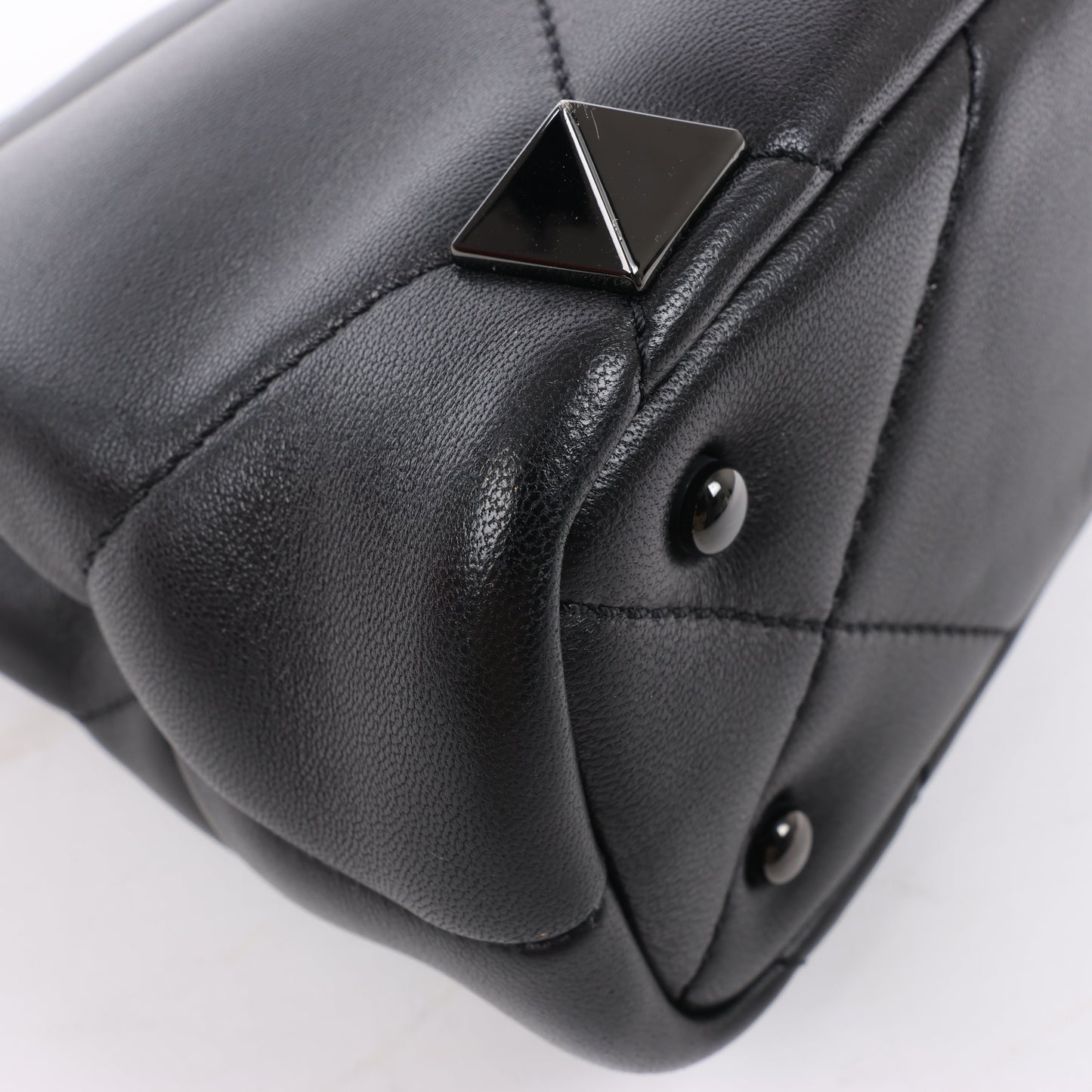 Sac à bandoulière 3 voies en cuir Roman Studs Valentino Garavani noir