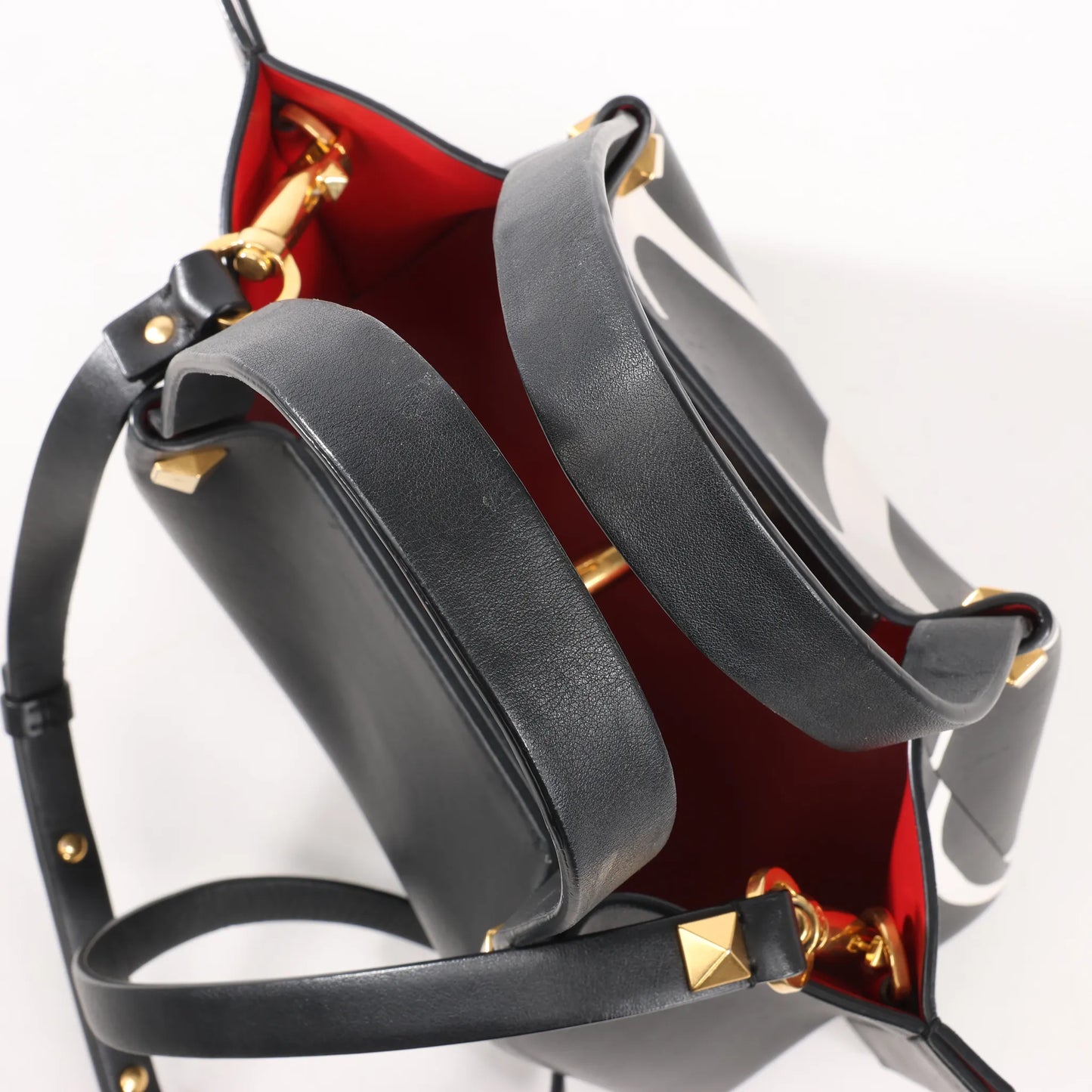 Valentino Garavani VLogo Leather 2Way Shoulder Bag in Black