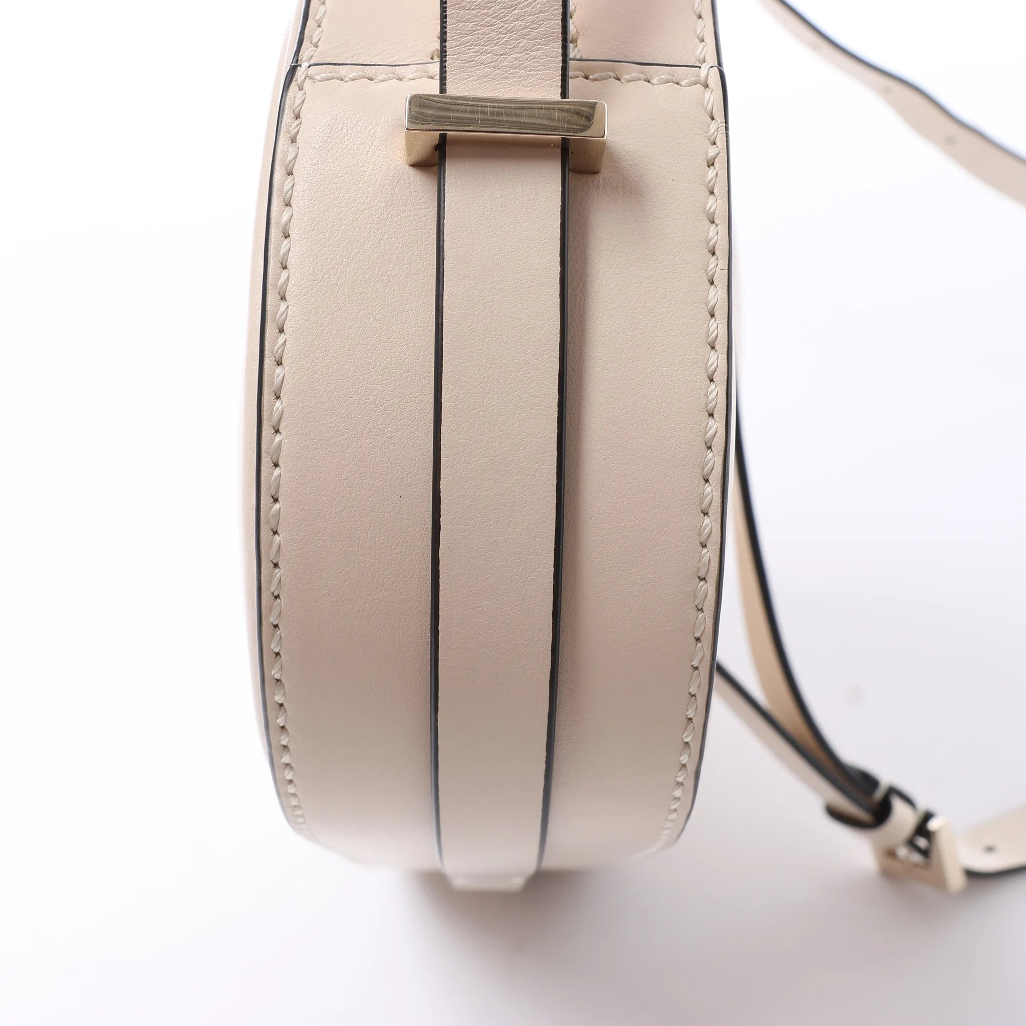 Valentino Garavani V logo Leather Crossbody Bag in Pink
