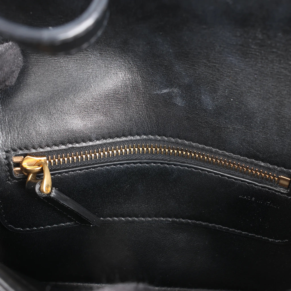Valentino Garavani VLogo Leather Shoulder bag in Black