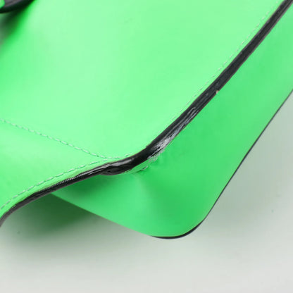 Sac ceinture en cuir Valentino Garavani VLTN en vert