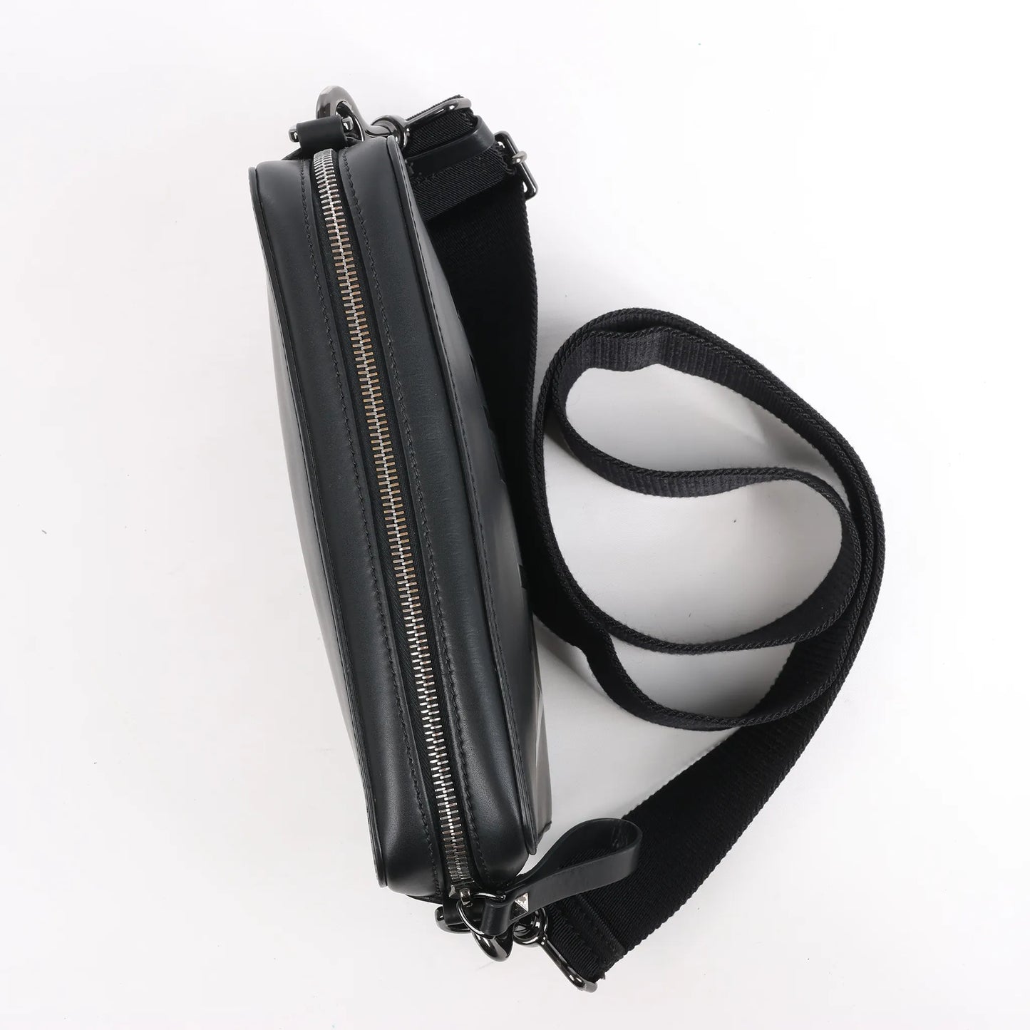 Sac à bandoulière en cuir VLTN Valentino Garavani en noir