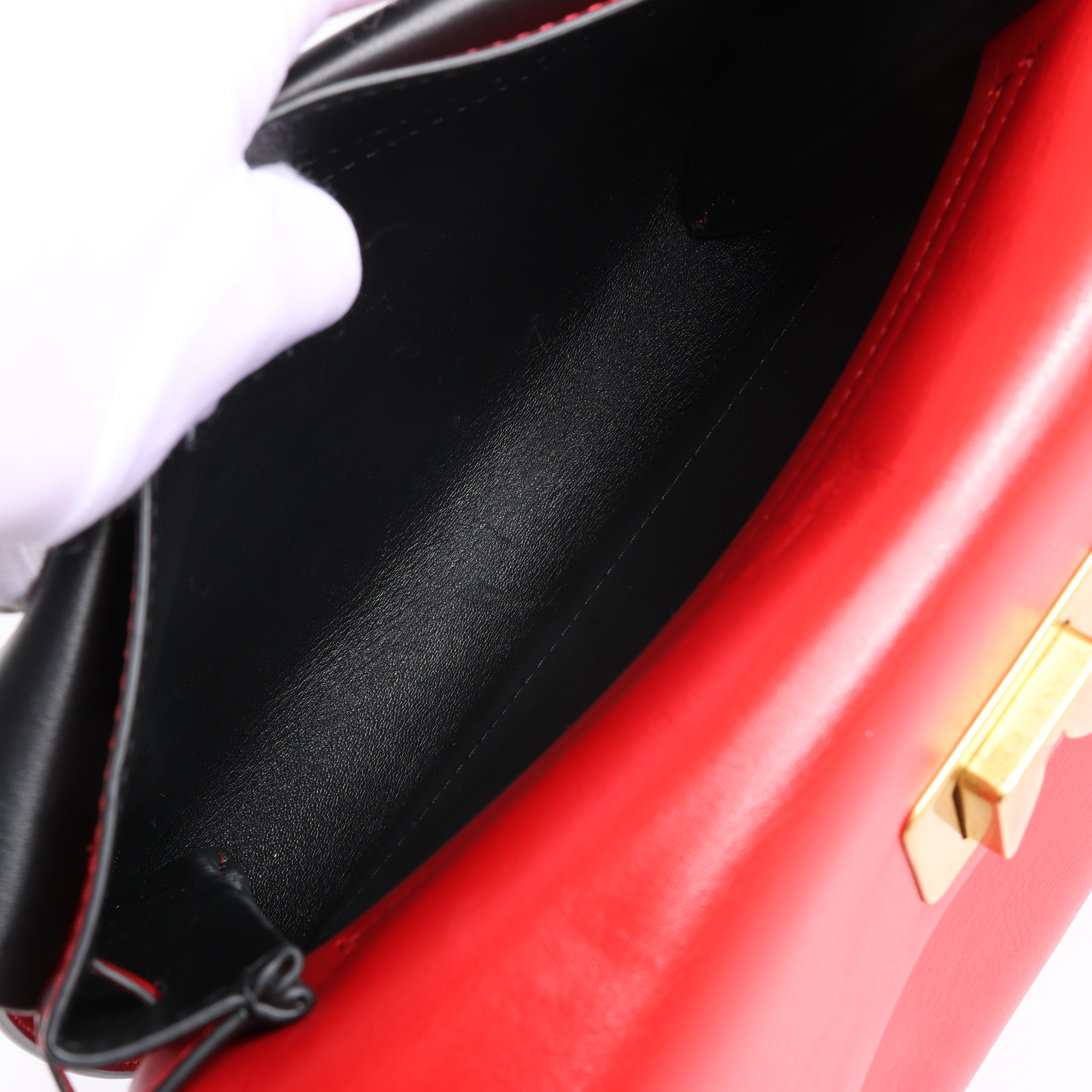 Valentino Garavani VRing Leather Shoulder Bag in Red