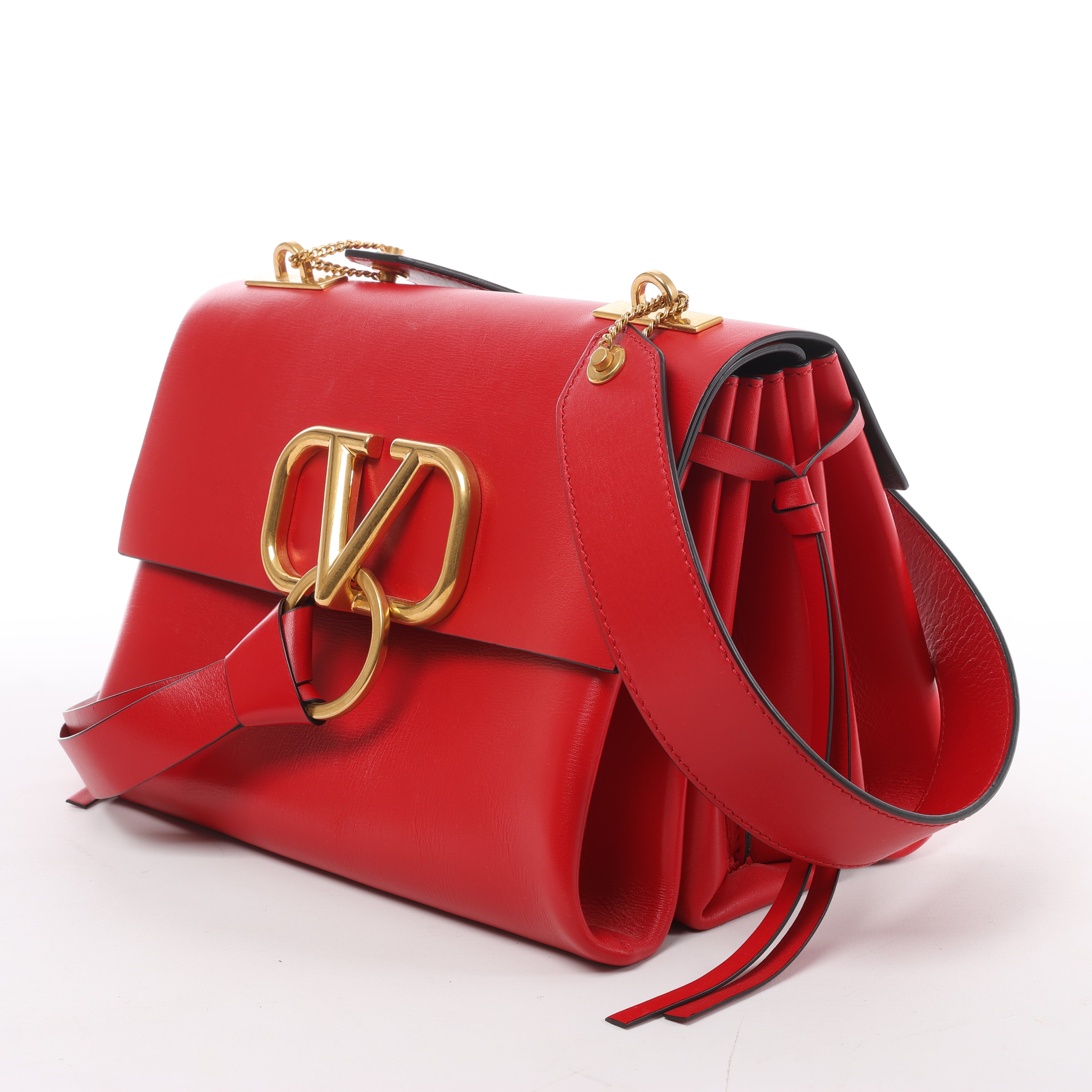 Valentino Garavani VRing Leather Shoulder Bag in Red