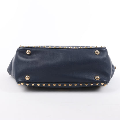 Valentino Garavani Sac à main Rockstud en cuir 2Way en bleu marine