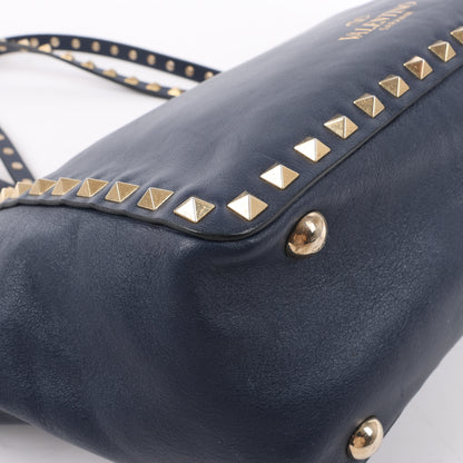 Valentino Garavani Sac à main Rockstud en cuir 2Way en bleu marine
