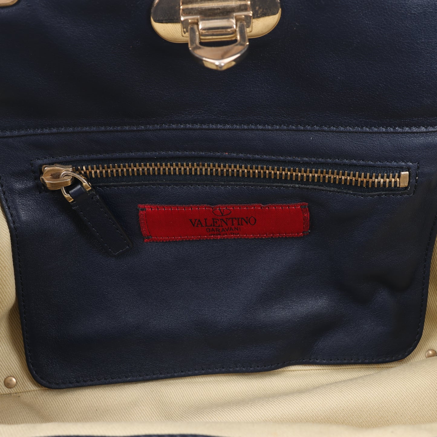 Valentino Garavani Sac à main Rockstud en cuir 2Way en bleu marine