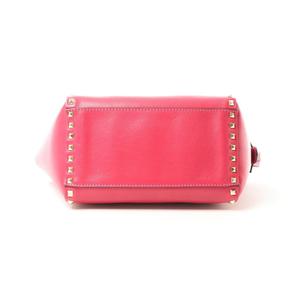 Valentino Garavani Rockstud Leather 2Way Handbag in Pink