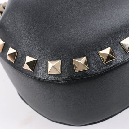 Valentino Garavani Rockstuds Leather Chain Shoulder Bag in Black