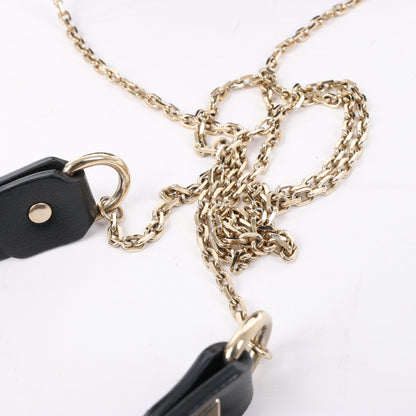 Valentino Garavani Rockstuds Leather Chain Shoulder Bag in Black