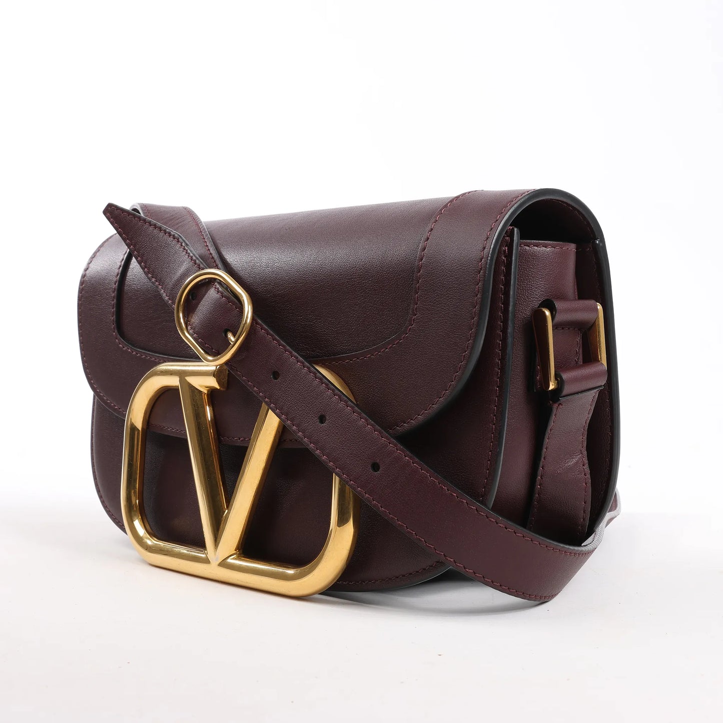 Valentino Garavani Supervee Leather Shoulder Strap in Burgundy
