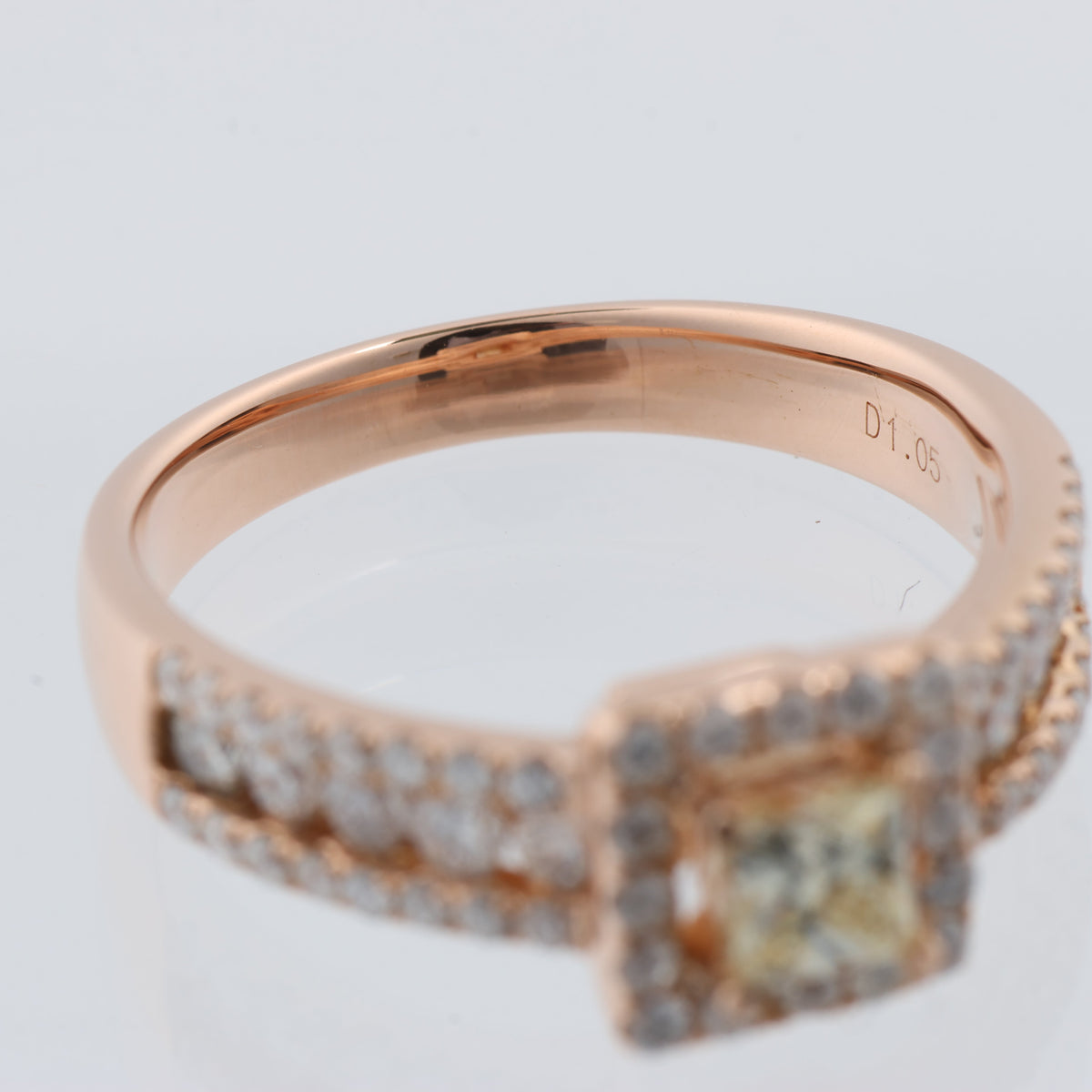 Non Signe / Unsigned 18k Pink GOLD RING with diamonds, Size 52 EU